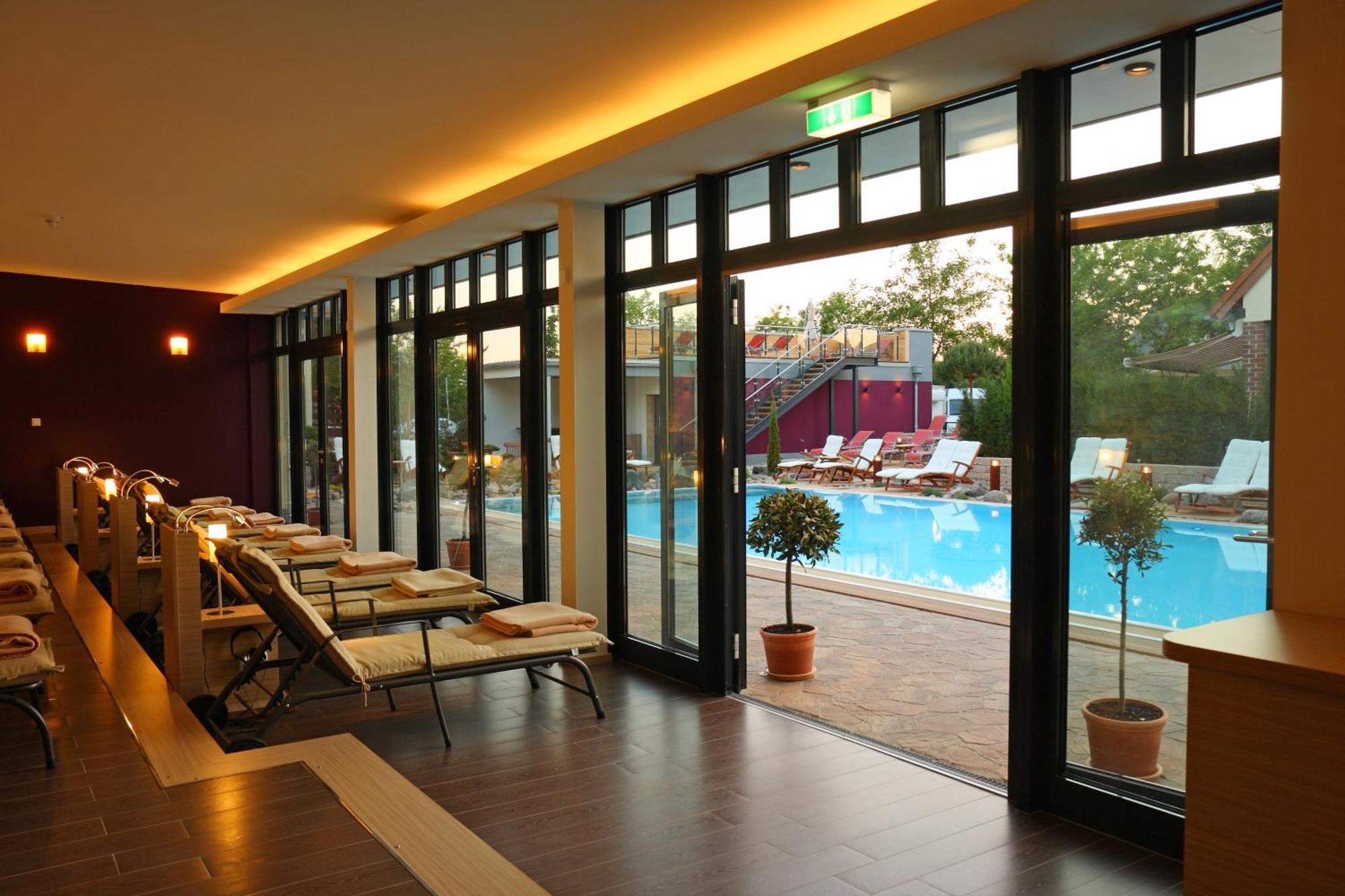 Ringhotel Hotel Zum Stein Oranienbaum-Woerlitz Bagian luar foto