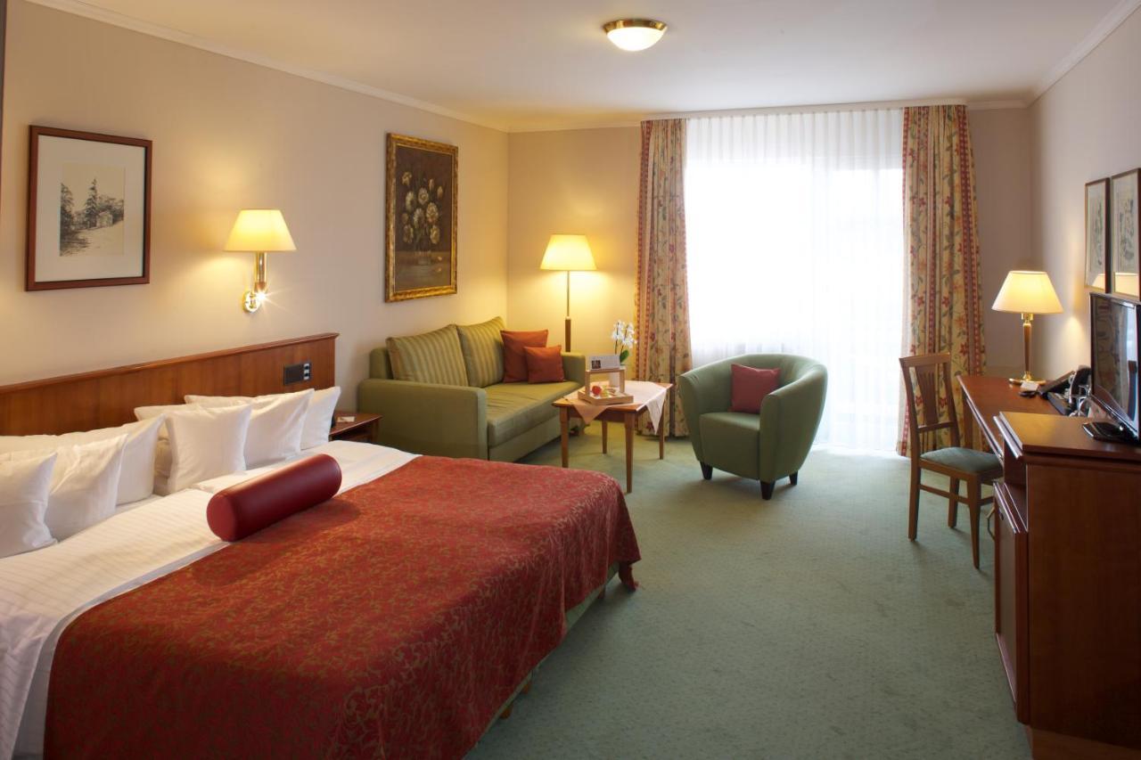 Ringhotel Hotel Zum Stein Oranienbaum-Woerlitz Bagian luar foto